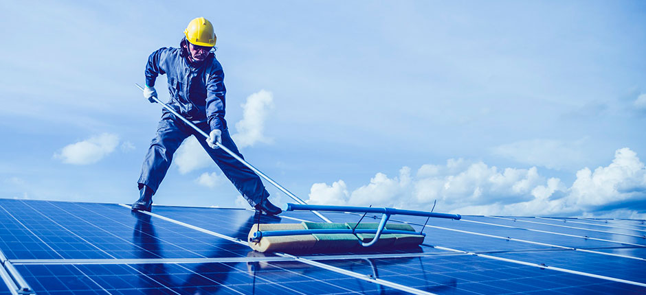 limpeza-de-placa-de-solares-como-e-feita-a-manutencao-de-um-sistema-fotovoltaico-POST